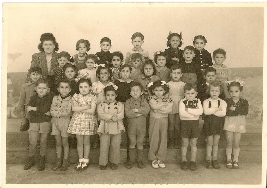 ecole Cours Lafontaine Mars 1948 Algérie.jpg